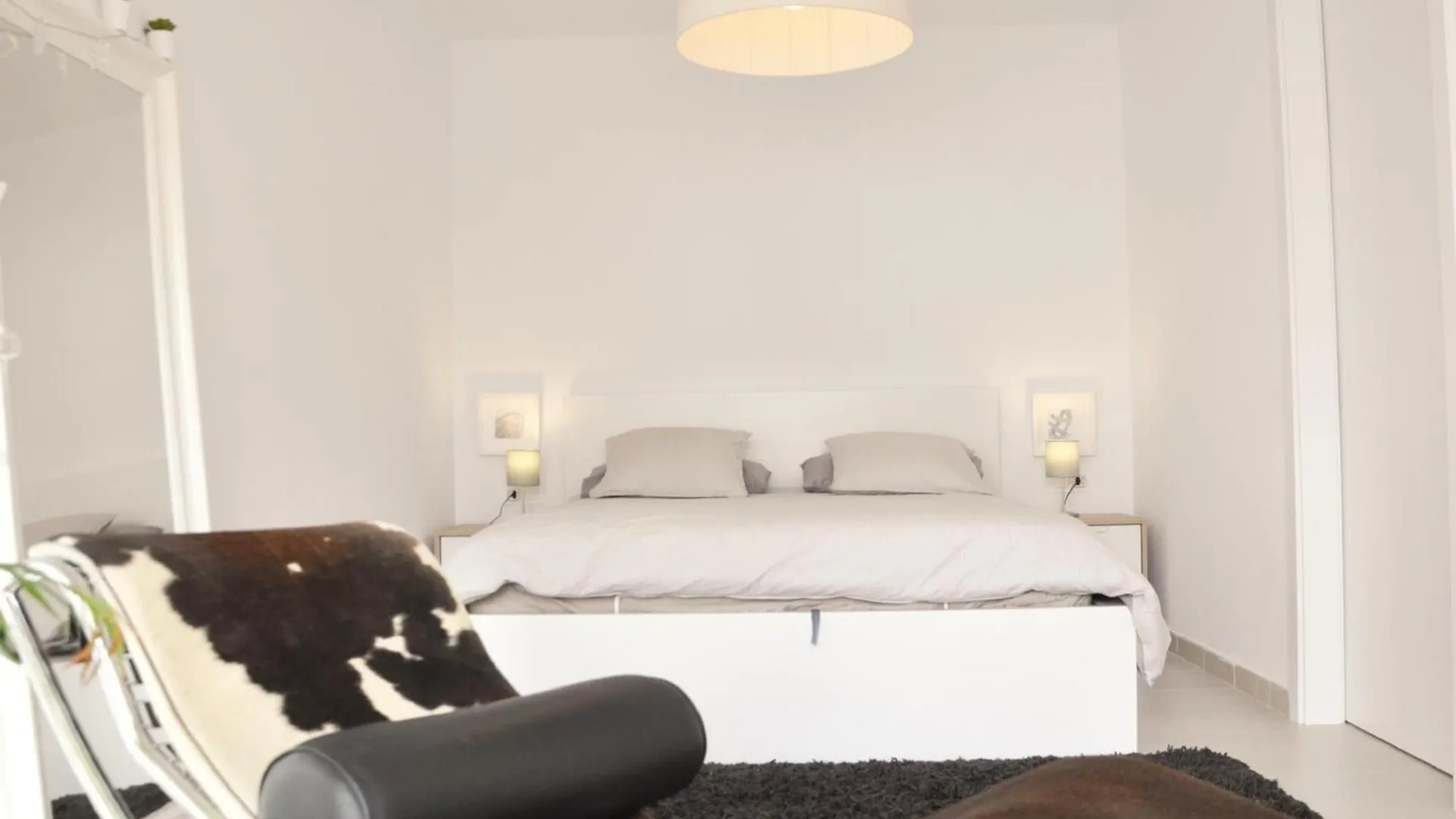 Casa Familiar Luminosa Con Piscina, Cerca De La Playa Y Parques, Ideal Para 6 Personas En Cubelles - Es-332-5 0*,  Spanien